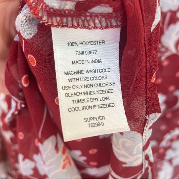 a.n.a Red Floral Sheer Smocked Blouse Long Sleeve Top Size XS NWT - Picture 7 of 10